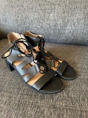 Denver Hayes Black Lace-Up Block Heel Sandals